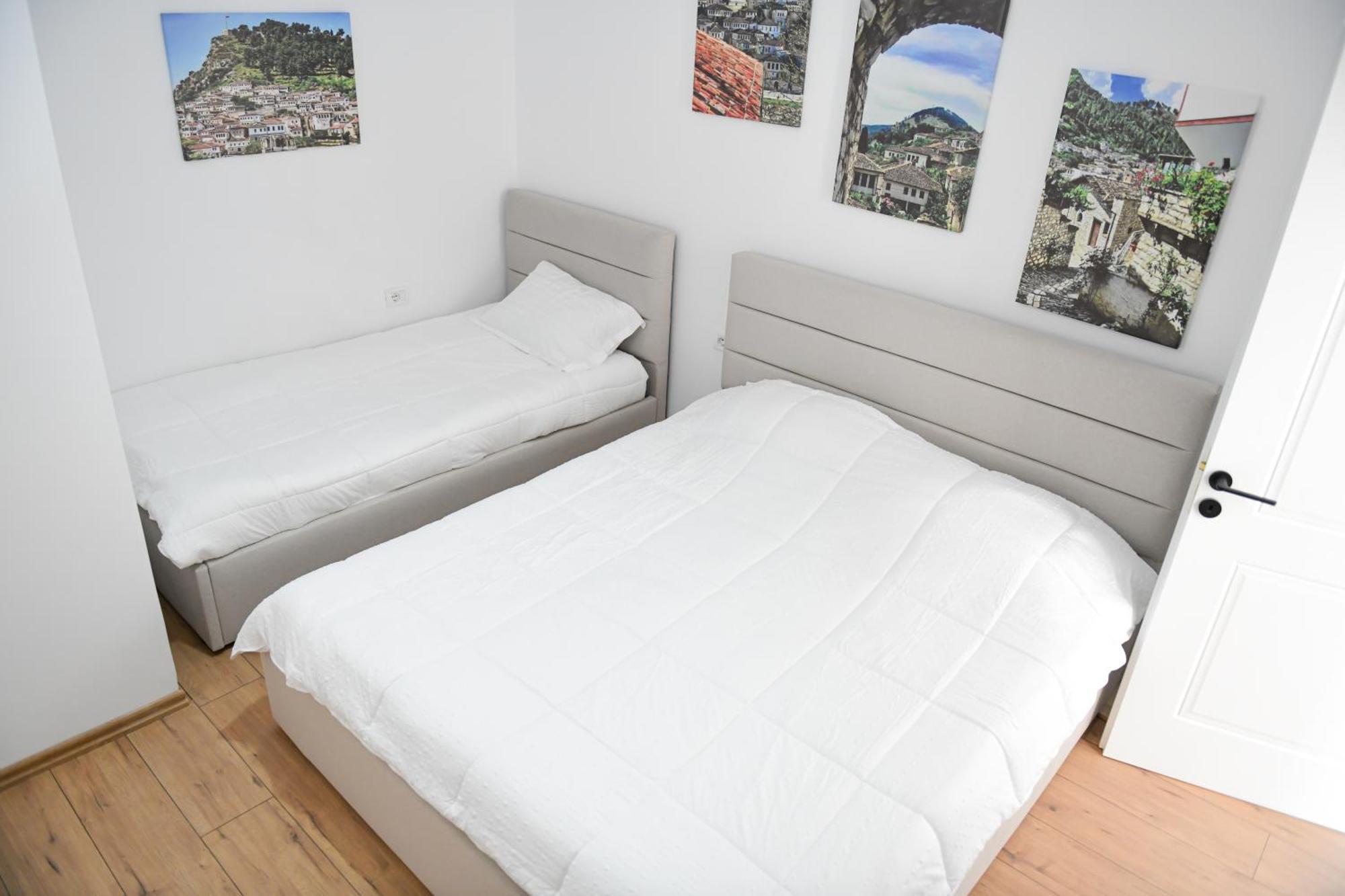 Hotel Villa Edis Berat Esterno foto